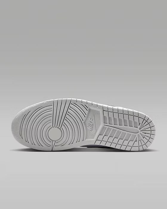 Air Jordan 1 Mid SE
